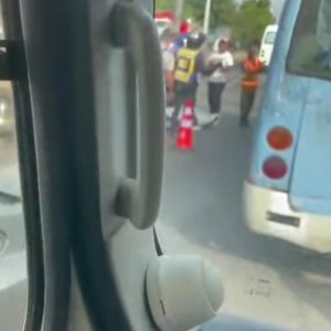 Motorista pierde la vida en accidente próximo al peaje de Haina