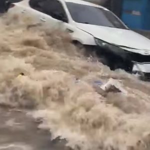 Fuertes lluvias provocan inundaciones en Santo Domingo