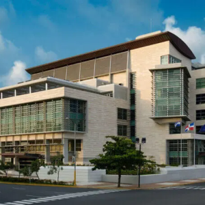 Arrestan fiscal por presunto soborno