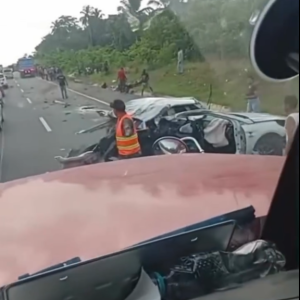 Dos personas resultan heridas en accidente de tránsito en la Circunvalación de Santo Domingo