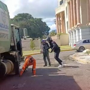 PN arresta a ocho personas por muerte de chofer de camión de basura en Santiago