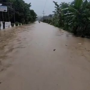 Fuertes lluvias provocan inundaciones en Sosúa