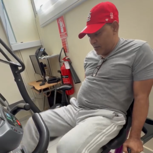 Continúa mejorando el comunicador y exalcalde de La Romana, Tony Adames