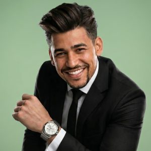 El Poeta Callejero anuncia concierto "Demasiada Personalidad" con orquesta en vivo