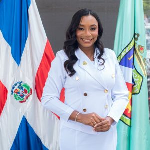 Vanessa Lama hace historia en el Concejo de Regidores de Villa Hermosa al convertirse en la primera mujer en presidir la Sala Capitular
