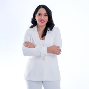 Lorenny Solano vuelve a destacar entre los 100 comunicadores más influyentes de la República Dominicana