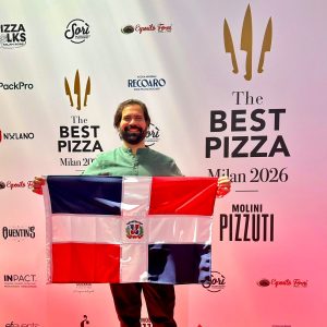 Francis Pena hace historia al convertirse en el primer dominicano entre los 100 mejores pizzaiolos del mundo