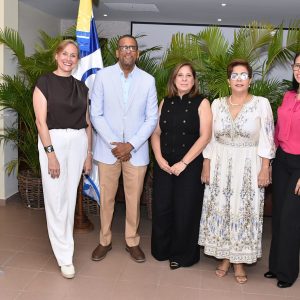 Colegio Dominicano de Odontólogos lanza Premio Bienal al Docente y Maestro de la Odontología